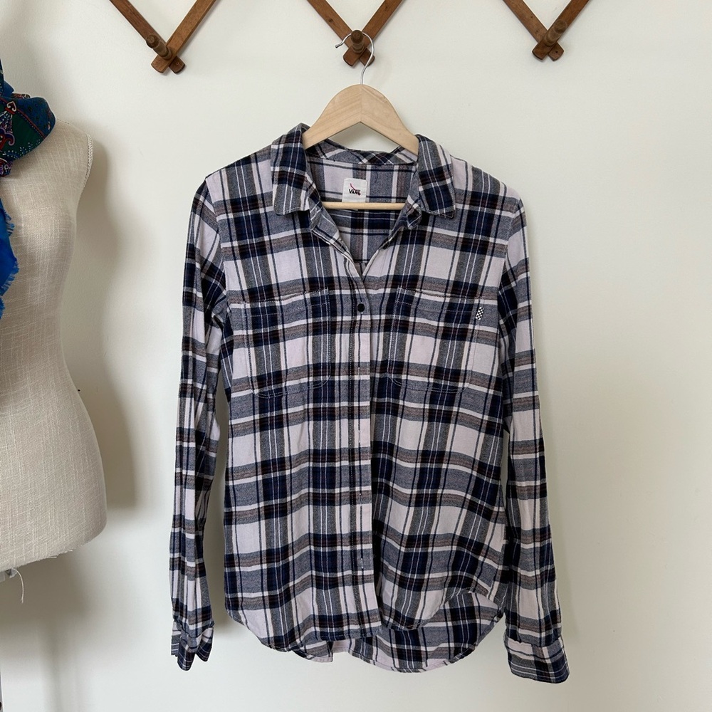 💫Vans | Plaid Button-Up Shirt